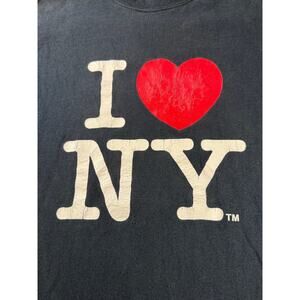 i love NY graphic tshirt size M